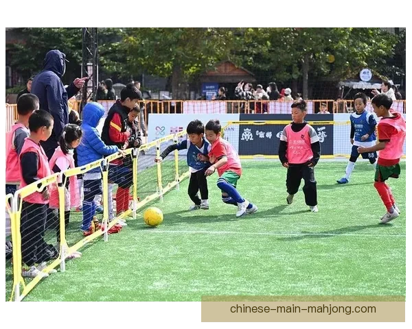 2026世界杯官方启动校园推广计划点燃青少年足球热情